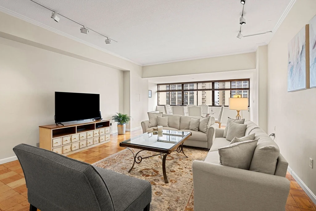 2 bed, 2 bath apartment for rent at 2 Hawthorne Unit 17M, West End — photo 8 of 33