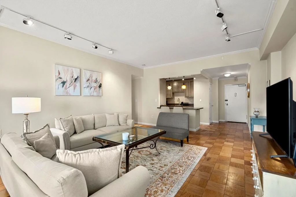 2 bed, 2 bath apartment for rent at 2 Hawthorne Unit 17M, West End — photo 21 of 33