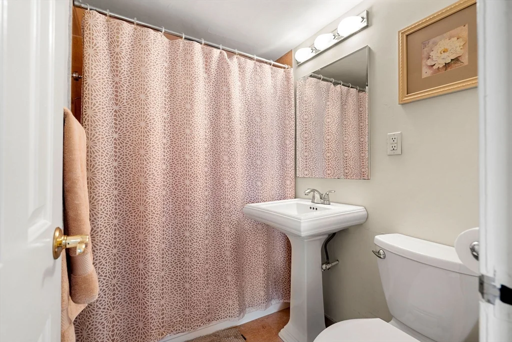 2 bed, 2 bath apartment for rent at 2 Hawthorne Unit 17M, West End — photo 26 of 33