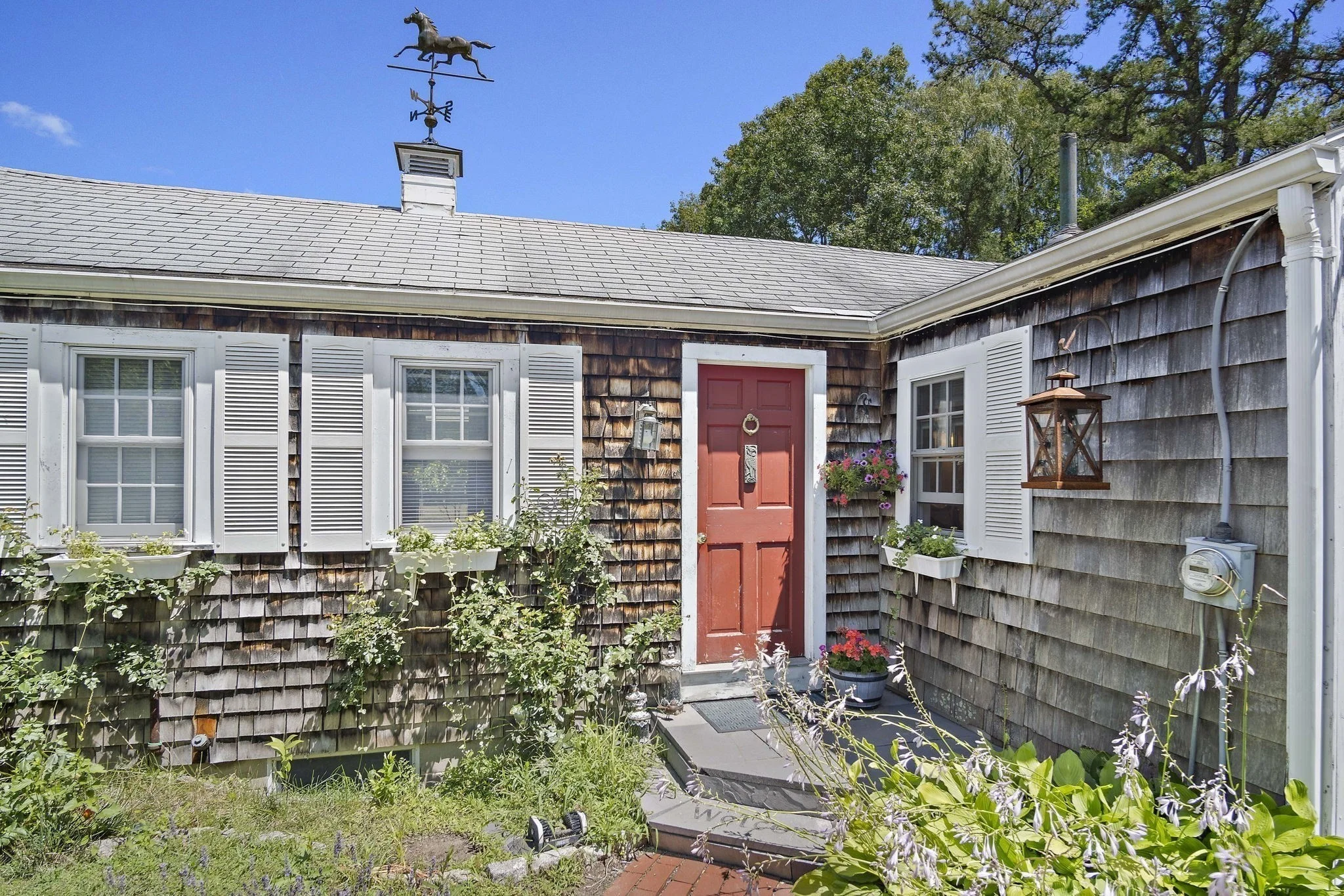 2 bed, 2 bath apartment for rent at 2 Highfield Rd Unit 2, Newbury — photo 3 of 13