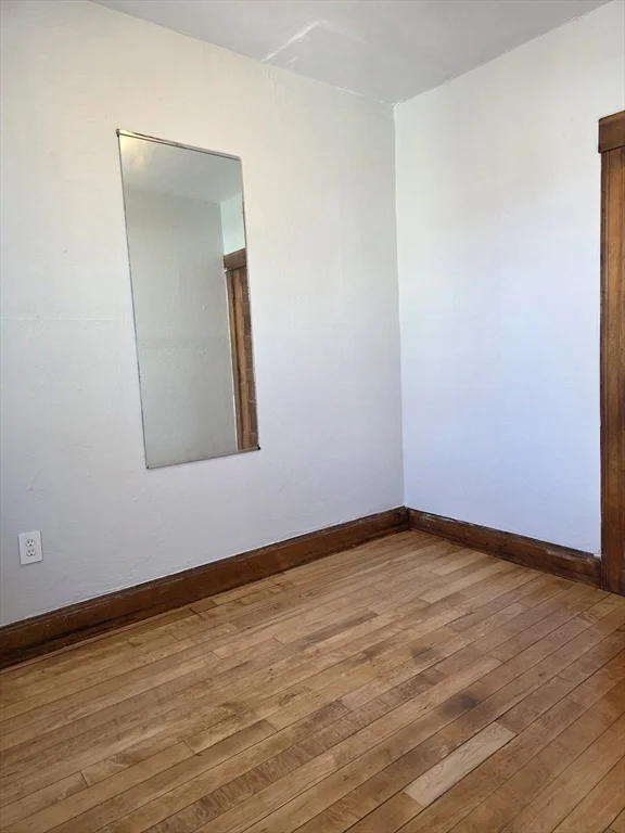 3 bed, 1 bath apartment for rent at 2 Hillside St Unit 3, Worcester — photo 12 of 30