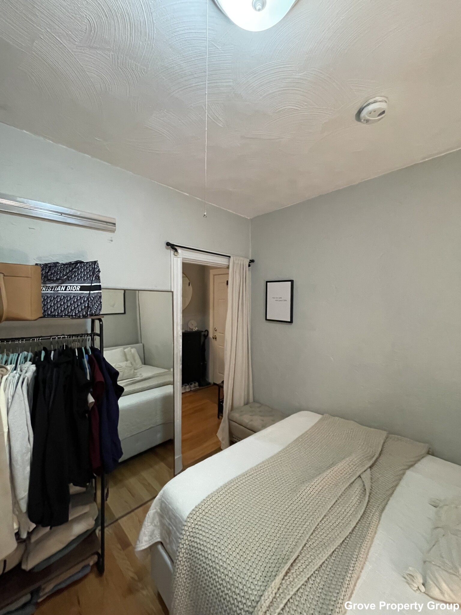 1 bed, 1 bath apartment for rent at 2 Holden Ct Unit 1R, North End — photo 4 of 11