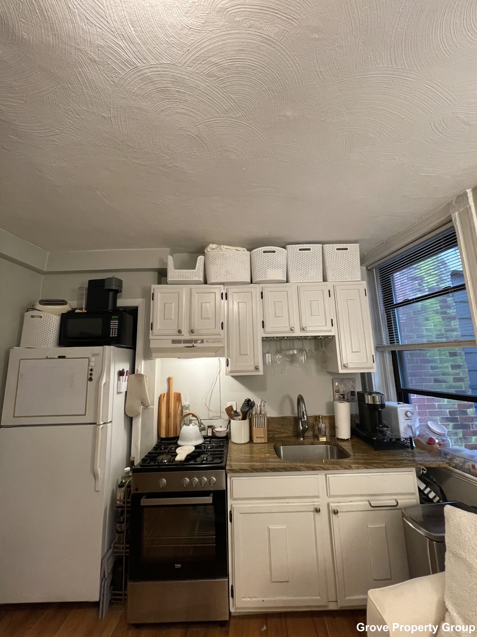 1 bed, 1 bath apartment for rent at 2 Holden Ct Unit 1R, North End — photo 8 of 11