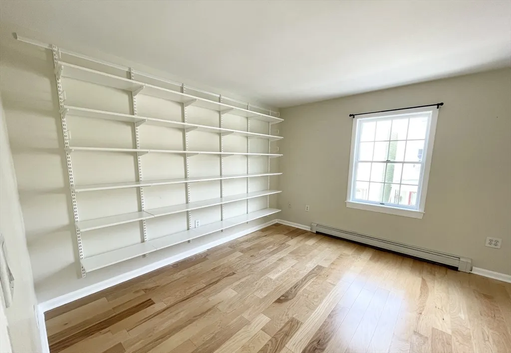 4 bed, 1 bath apartment for rent at 2 Holden St Unit 2, Boston — photo 8 of 12