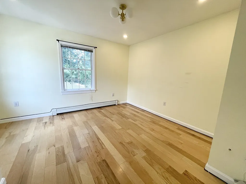 4 bed, 1 bath apartment for rent at 2 Holden St Unit 2, Boston — photo 9 of 12