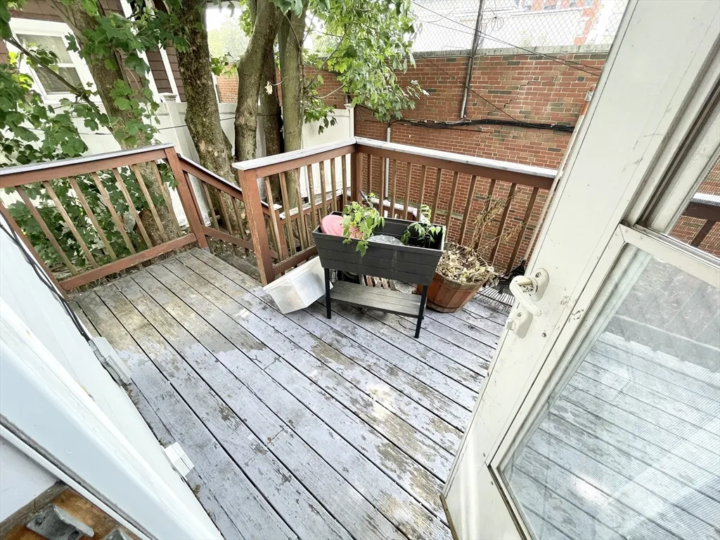 4 bed, 1 bath apartment for rent at 2 Holden St Unit 2, Boston — photo 12 of 12