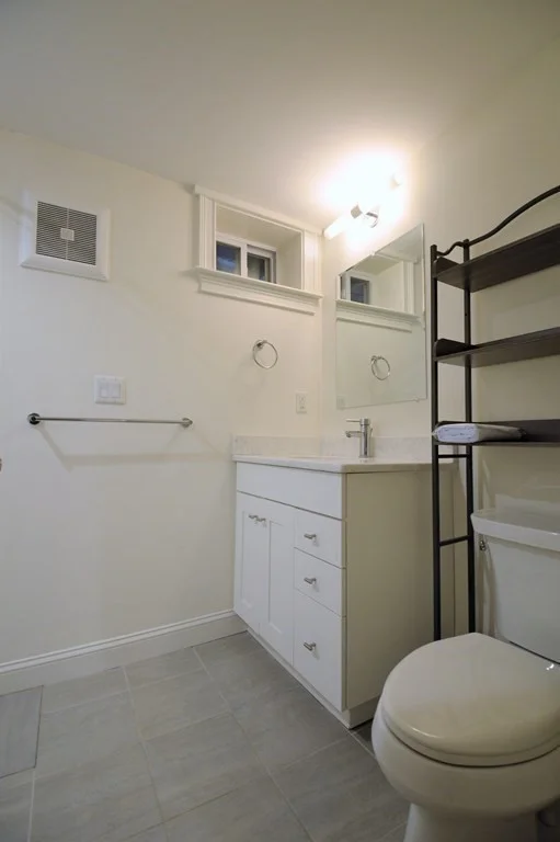 2 bed, 2 bath apartment for rent at 2 Hollis Park Unit 1A, Cambridge — photo 11 of 14