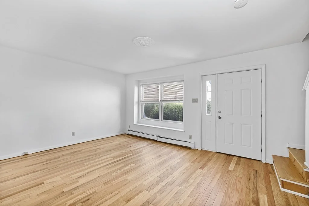 3 bed, 1 bath apartment for rent at 2 Howe Terr Unit 8, Dorchester — photo 6 of 17