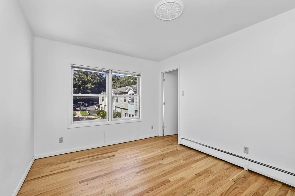 3 bed, 1 bath apartment for rent at 2 Howe Terr Unit 8, Dorchester — photo 10 of 17