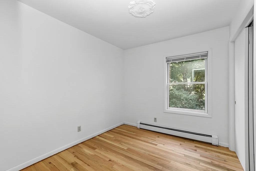 3 bed, 1 bath apartment for rent at 2 Howe Terr Unit 8, Dorchester — photo 14 of 17