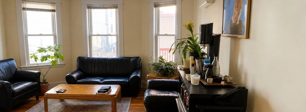 3 bed, 1 bath apartment for rent at 2 Imrie Rd Unit 1, Allston — photo 1 of 5