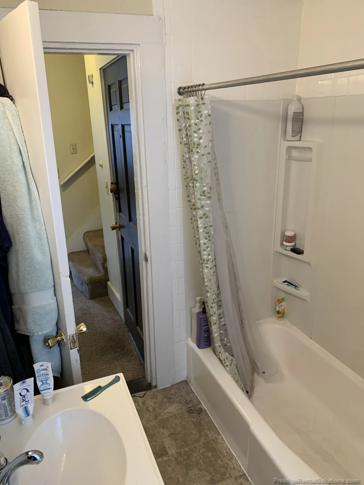 3 bed, 1 bath apartment for rent at 2 Islington Ter Unit 2, Allston — photo 10 of 17