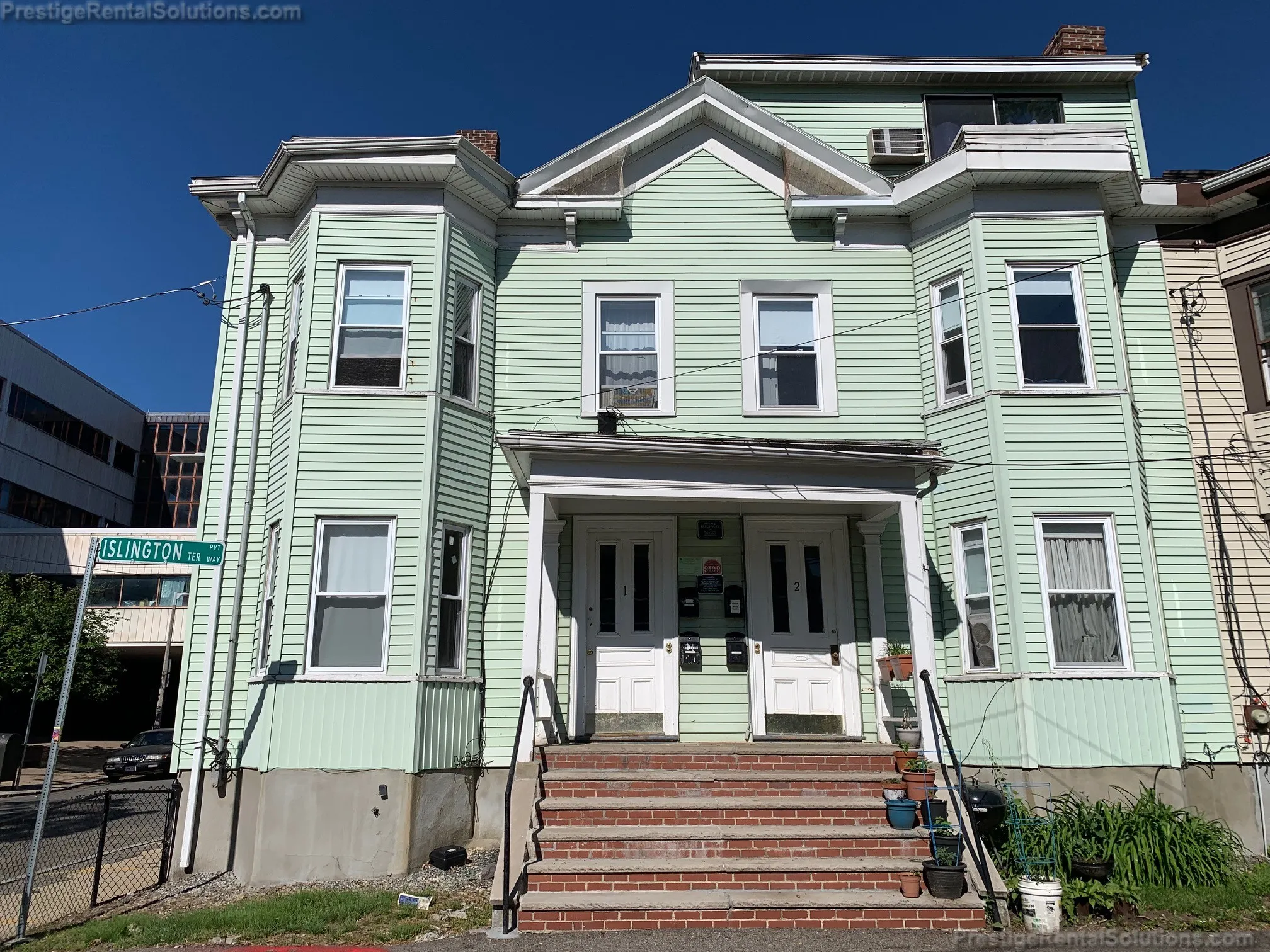 3 bed, 1 bath apartment for rent at 2 Islington Ter Unit 2, Allston — photo 17 of 17