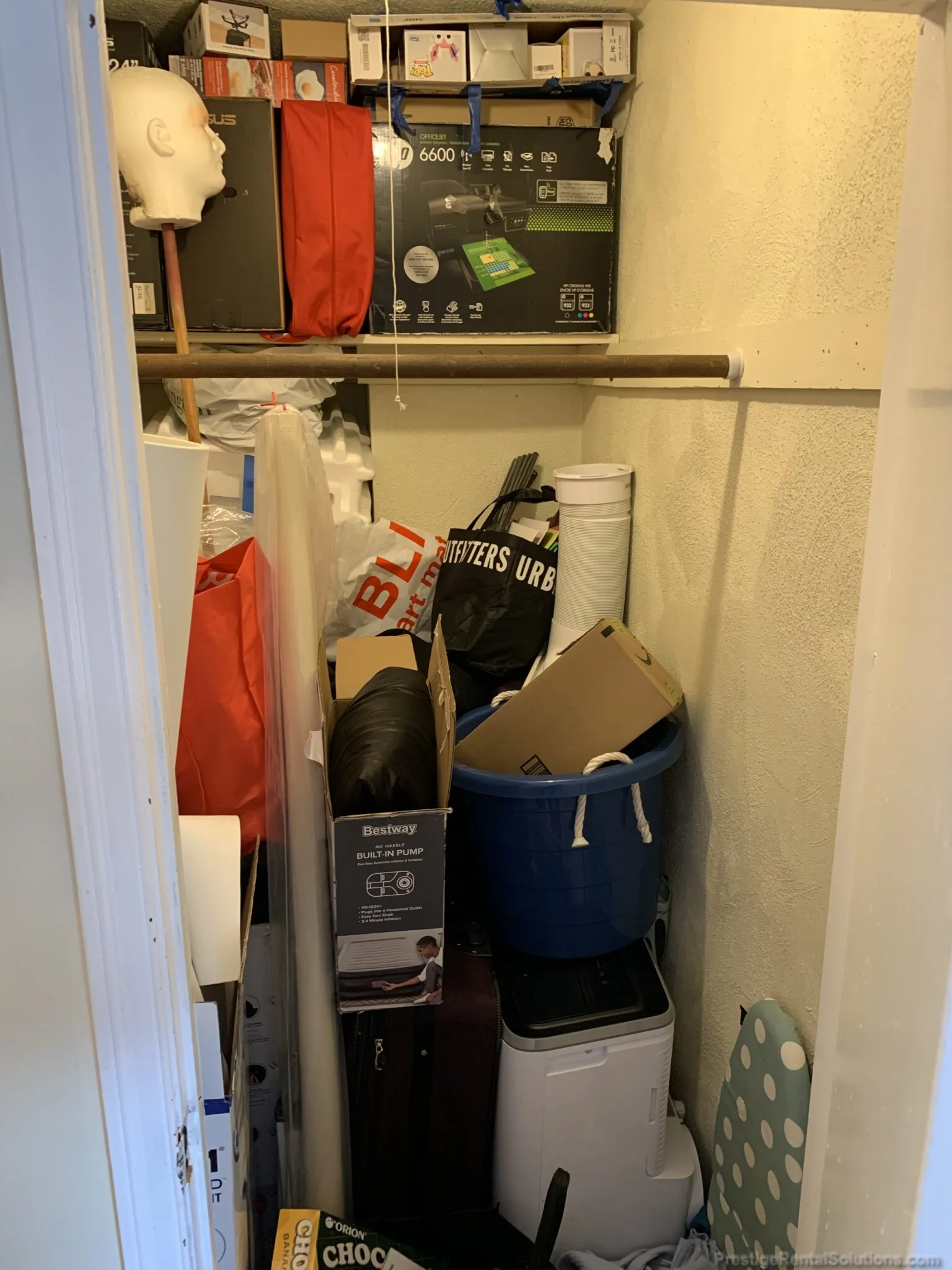 3 bed, 1 bath apartment for rent at 2 Islington Ter Unit 2, Allston — photo 8 of 17