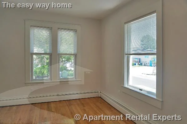3 bed, 1 bath apartment for rent at 2 Ivaloo St Unit 2-1, Porter Square — photo 4 of 8