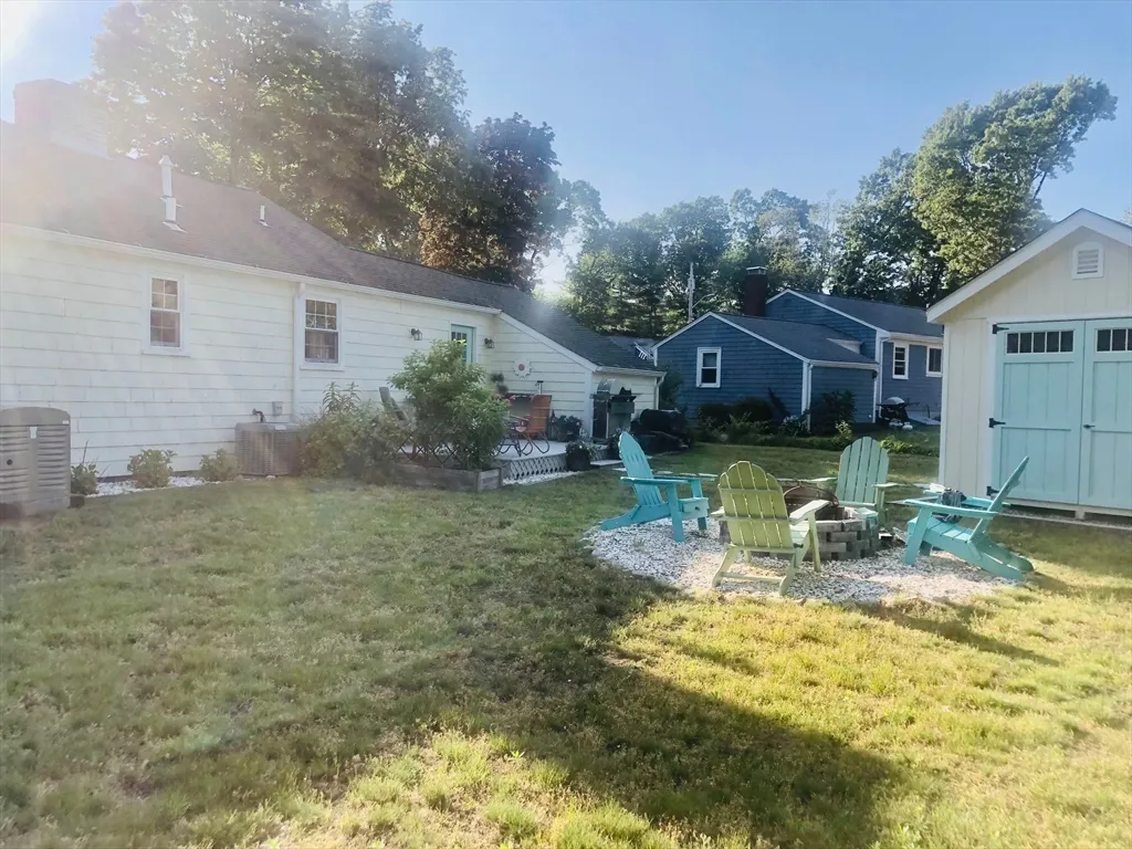 2 bed, 1 bath apartment for rent at 2 Jackson, Scituate — photo 18 of 19