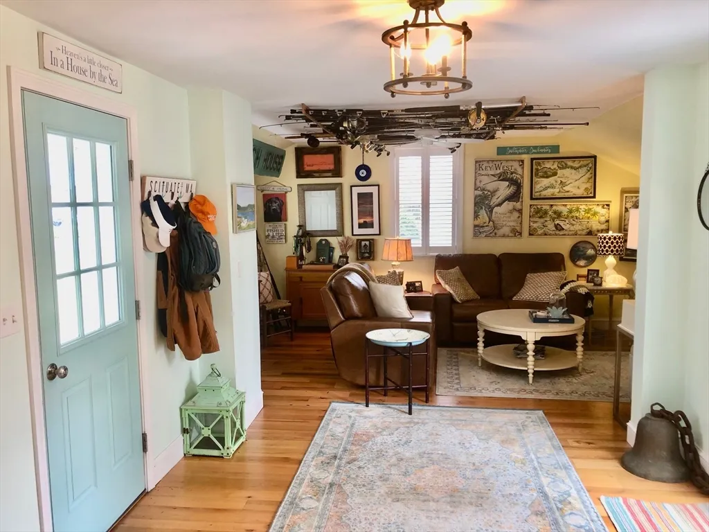2 bed, 1 bath apartment for rent at 2 Jackson, Scituate — photo 6 of 19