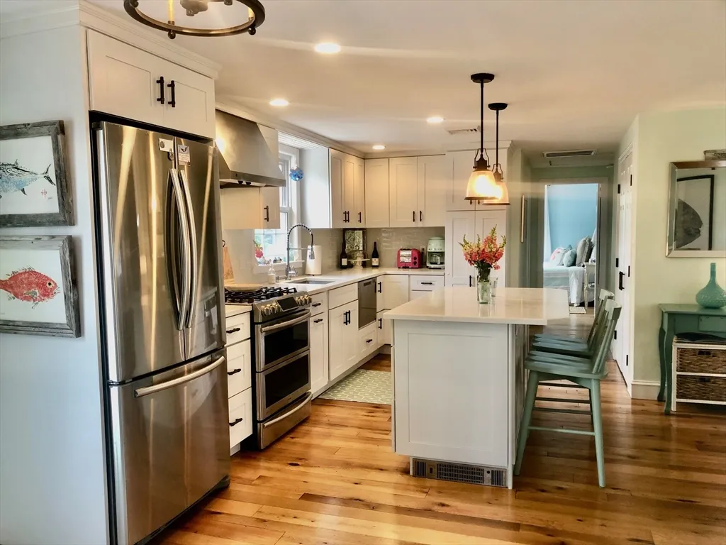 2 bed, 1 bath apartment for rent at 2 Jackson, Scituate — photo 3 of 19