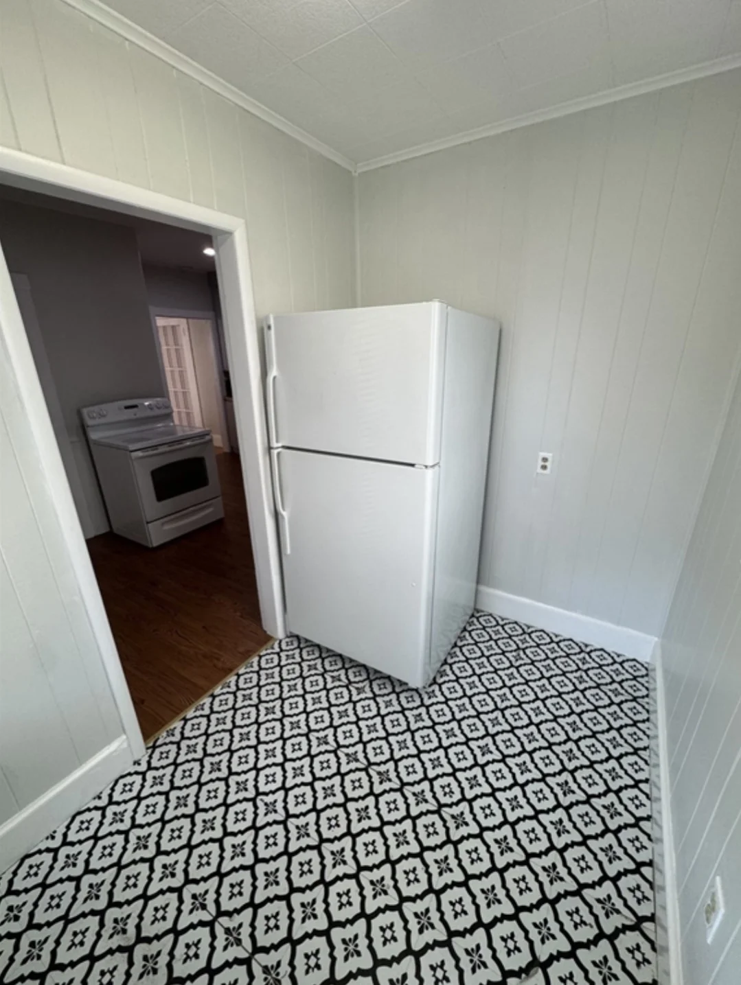 2 bed, 1 bath apartment for rent at 2 James St Unit 1, Attleboro — photo 19 of 22