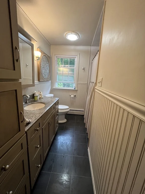 3 bed, 1 bath apartment for rent at 2 Johnson Ln Unit 2, Newbury — photo 12 of 21