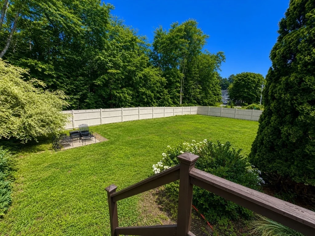 3 bed, 1 bath apartment for rent at 2 Johnson Ln Unit 2, Newbury — photo 21 of 21