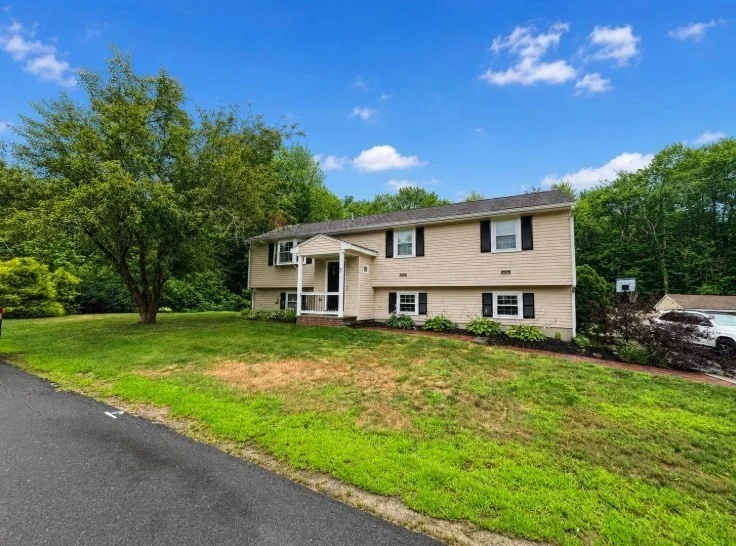 4 bed, 2 bath apartment for rent at 2 Johnson Ln Unit 2, Newbury