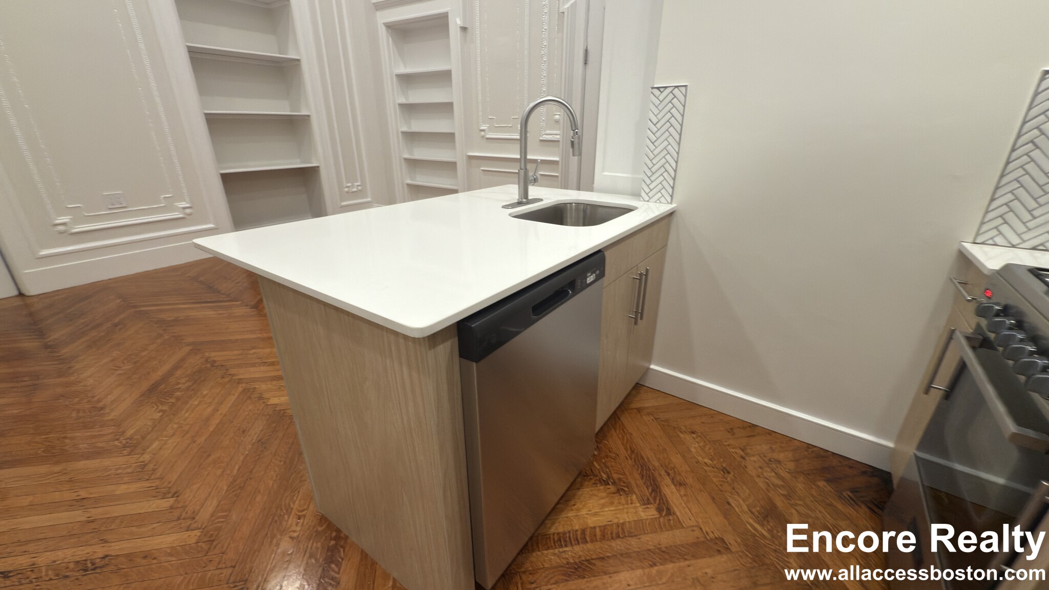 Studio bed, 1 bath apartment for rent at 2 Joy St Unit 5A, Beacon Hill — photo 11 of 16