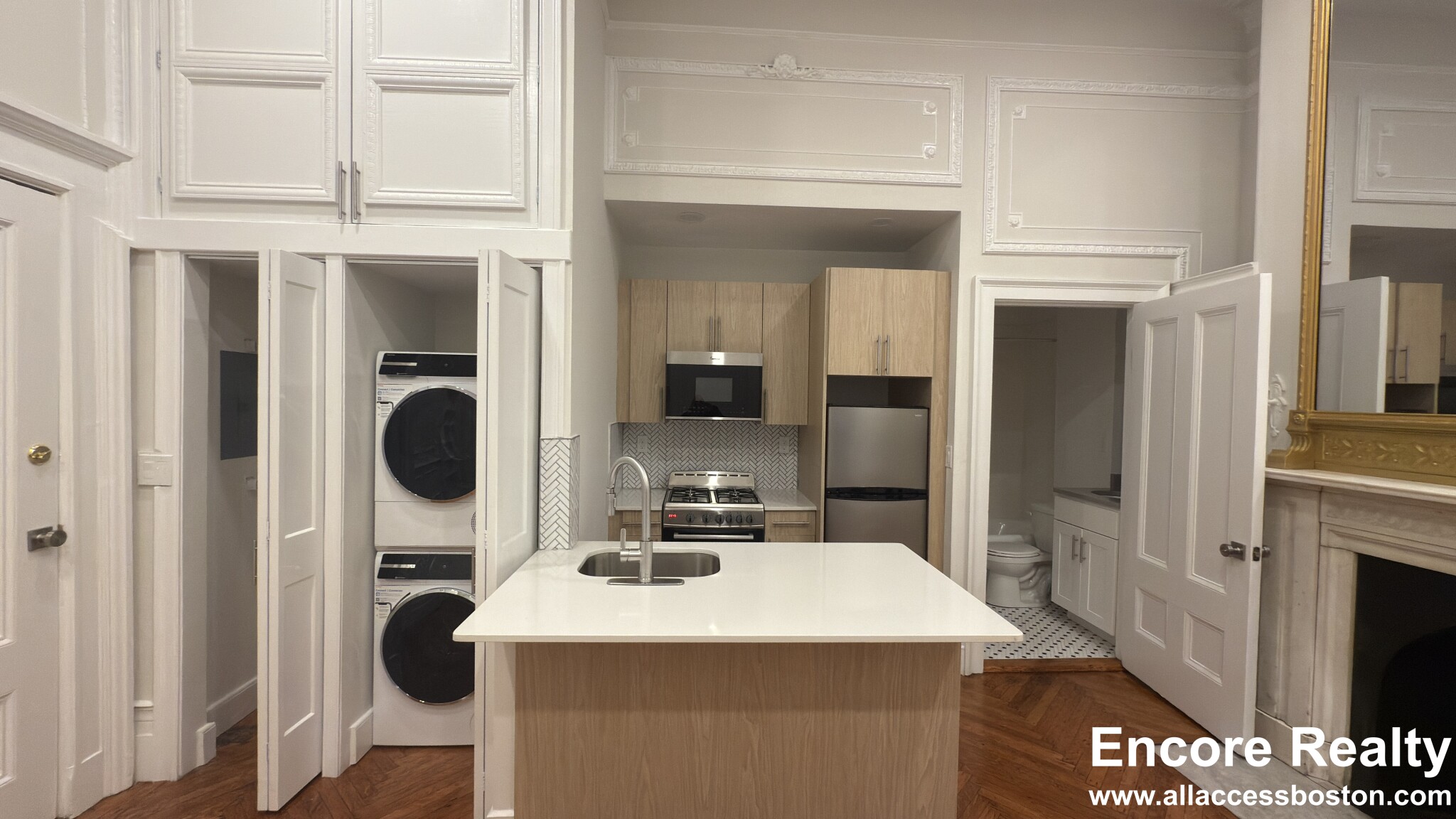 Studio bed, 1 bath apartment for rent at 2 Joy St Unit 5A, Beacon Hill — photo 2 of 16