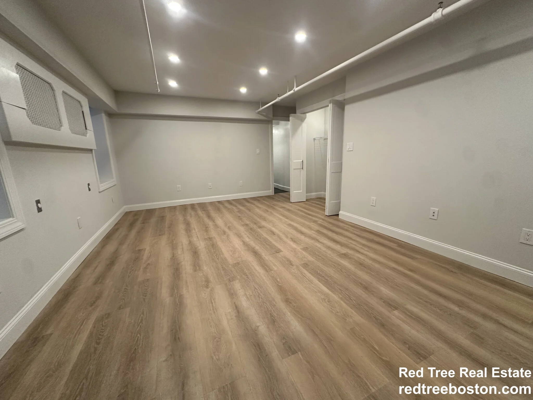 Studio bed, 1 bath apartment for rent at 2 Joy St Unit B, Beacon Hill — photo 3 of 9
