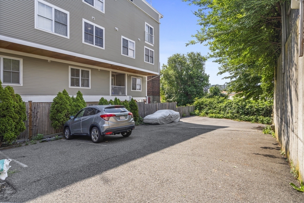 2 bed, 1 bath apartment for rent at 2 Kemp St Unit 1, South Boston — photo 5 of 12