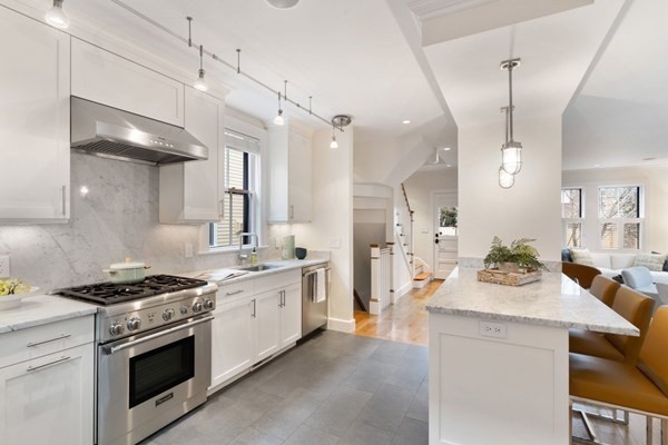 4 bed, 3 bath apartment for rent at 2 Kenway St, Cambridge — photo 6 of 16