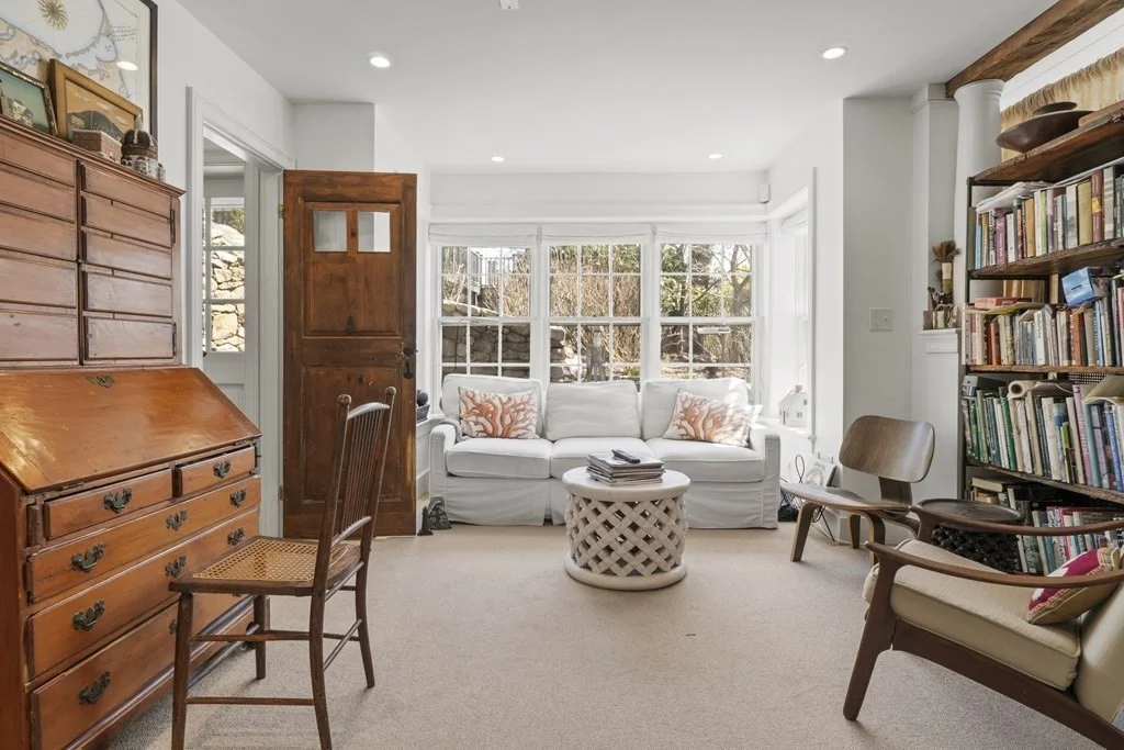 2 bed, 1 bath apartment for rent at 2 Kite Hill Ln, Nantucket — photo 11 of 14