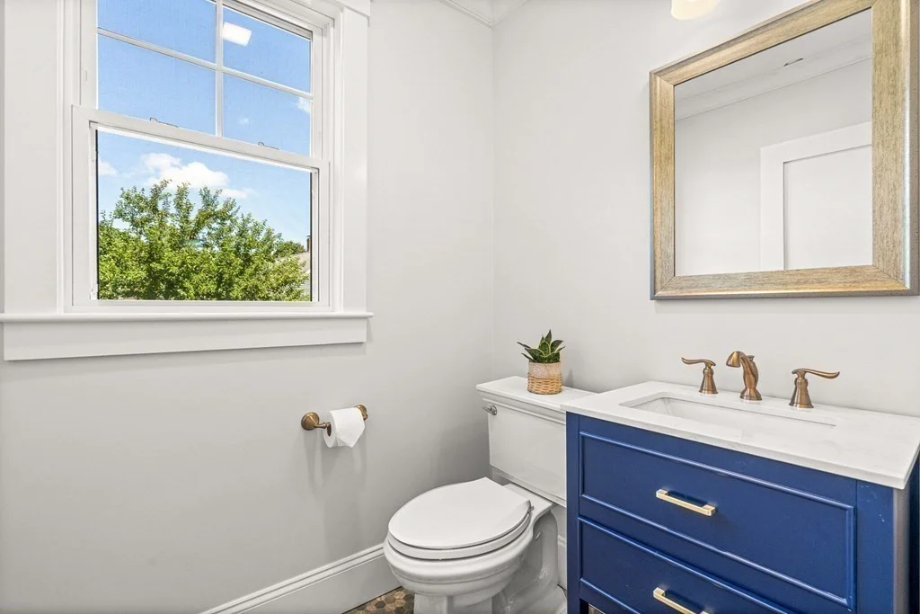 3 bed, 2 bath apartment for rent at 2 Knollwood Ave, Woburn — photo 14 of 42