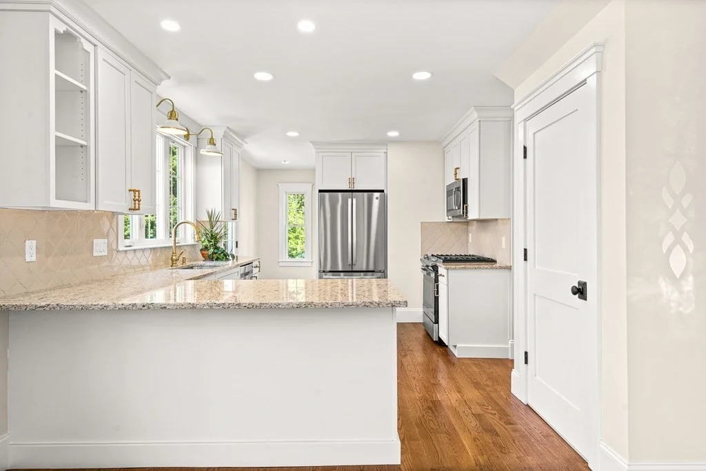 3 bed, 2 bath apartment for rent at 2 Knollwood Ave, Woburn — photo 11 of 42