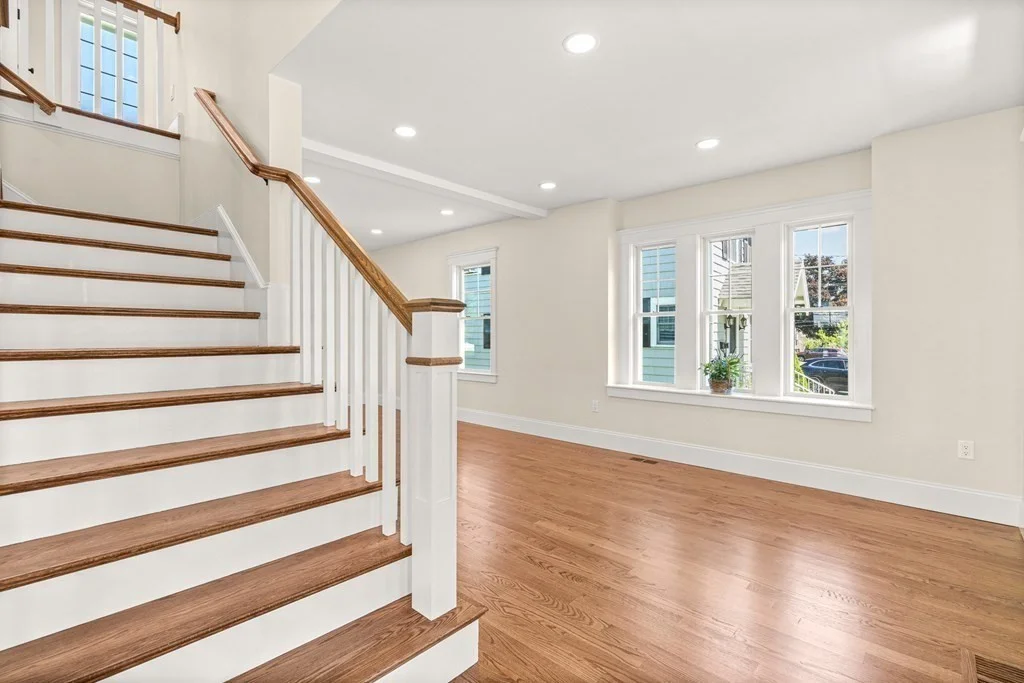 3 bed, 2 bath apartment for rent at 2 Knollwood Ave, Woburn — photo 21 of 42