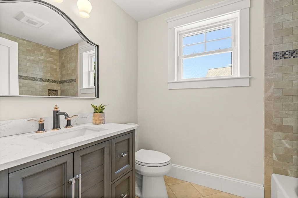 3 bed, 2 bath apartment for rent at 2 Knollwood Ave, Woburn — photo 30 of 42