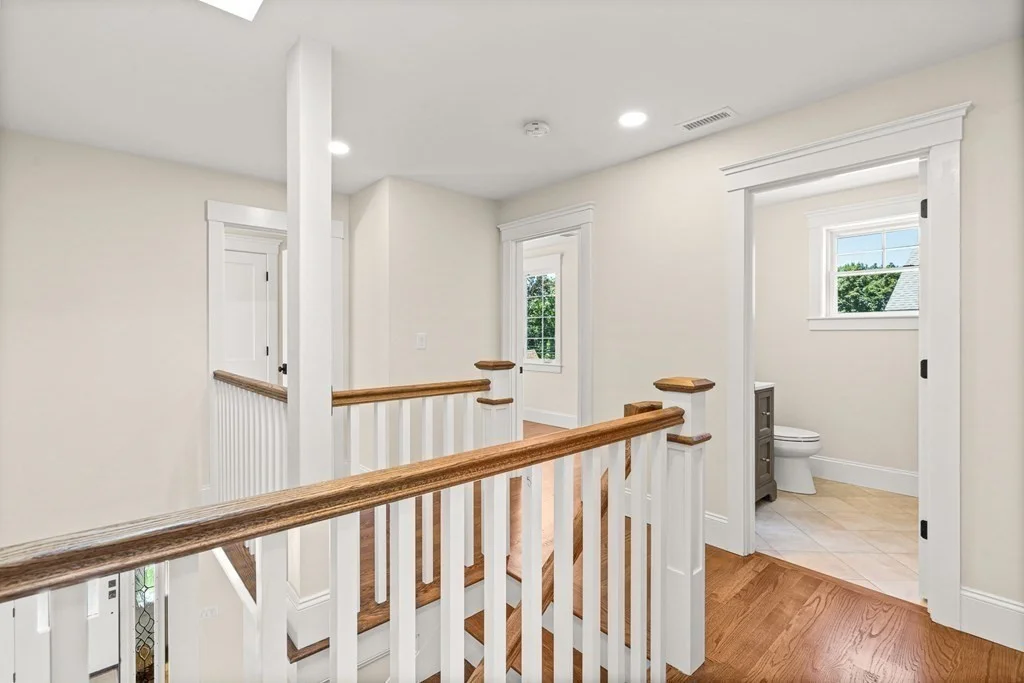 3 bed, 2 bath apartment for rent at 2 Knollwood Ave, Woburn — photo 22 of 42