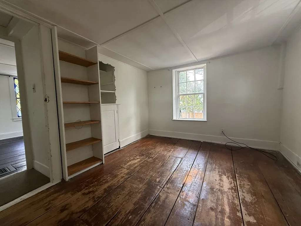 2 bed, 1 bath apartment for rent at 2 Lebaron Aly, Downtown — photo 14 of 20