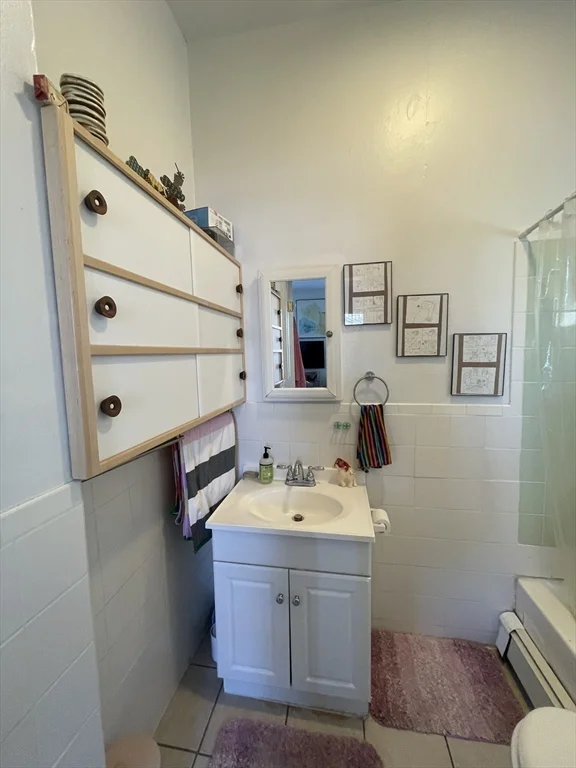 3 bed, 1 bath apartment for rent at 2 Linden Unit 2, Coolidge Corner — photo 12 of 22
