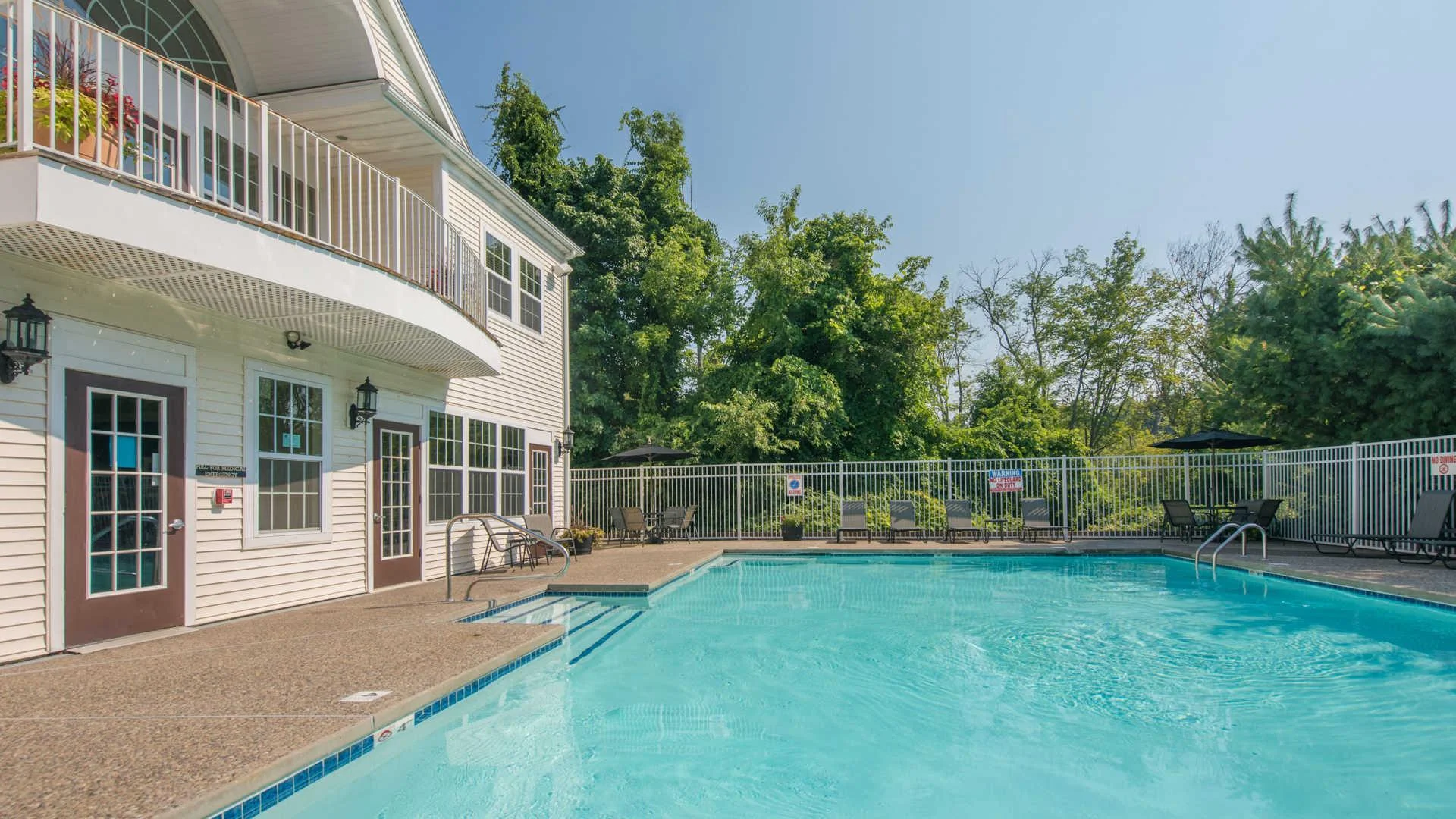 2 bed, 2 bath apartment for rent at 2 Littles Brook Ct Unit 21, Burlington — photo 4 of 10