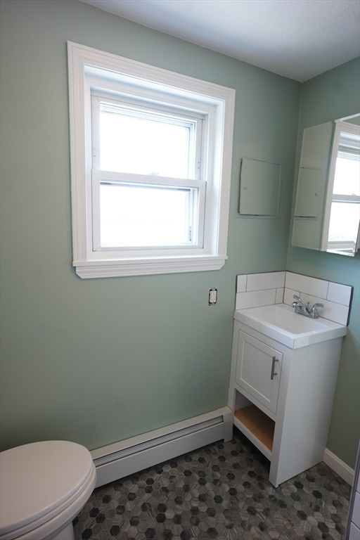 1 bed, 1 bath apartment for rent at 2 Malden St Unit 2R, Malden — photo 4 of 16