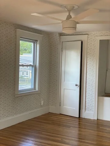 3 bed, 1 bath apartment for rent at 2 Martin St Unit 1, Marblehead — photo 20 of 21