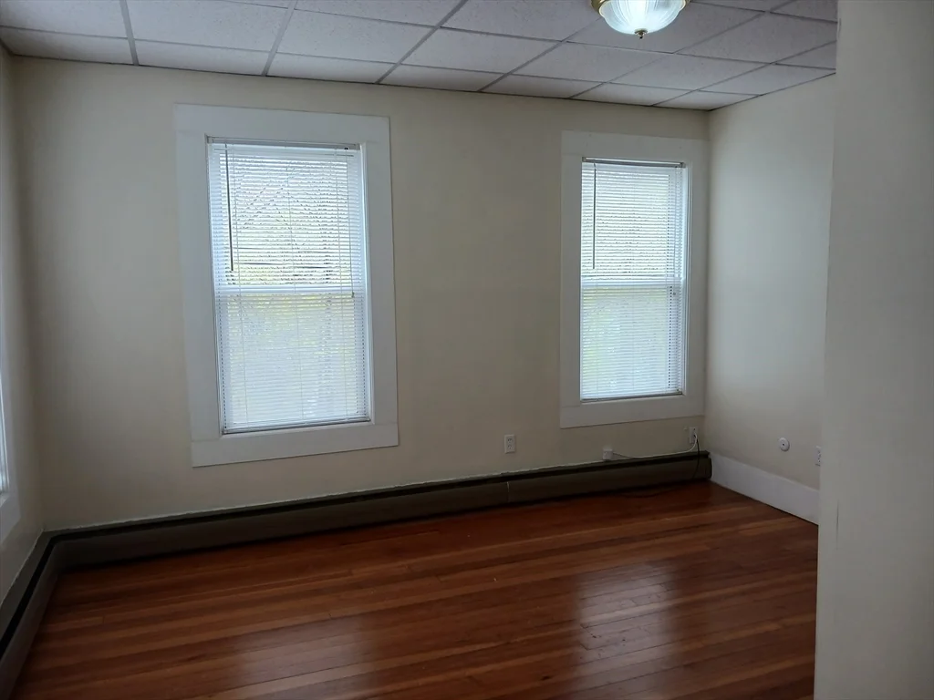 1 bed, 1 bath apartment for rent at 2 Mayflower St Unit 1, Plymouth — photo 3 of 4