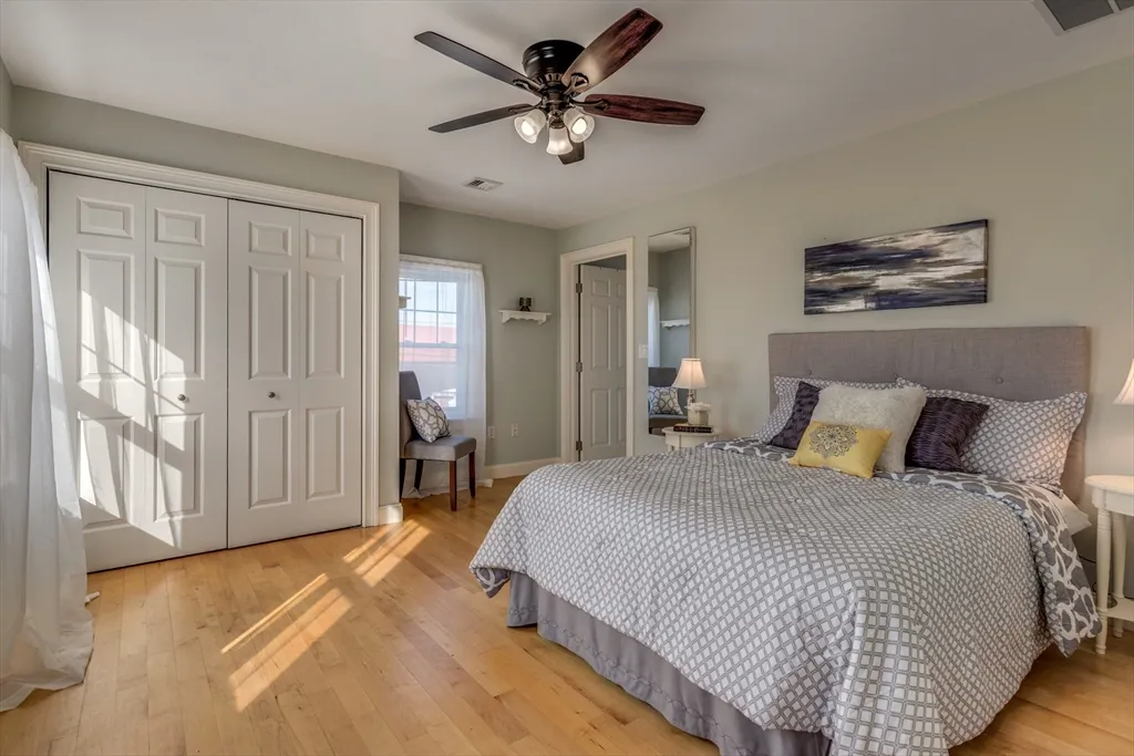 3 bed, 2 bath apartment for rent at 2 Melvin St Unit 2, Wakefield — photo 11 of 17