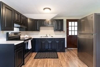 2 bed, 1 bath apartment for rent at 2 Monson Rd Unit 2B, Wales — photo 2 of 7