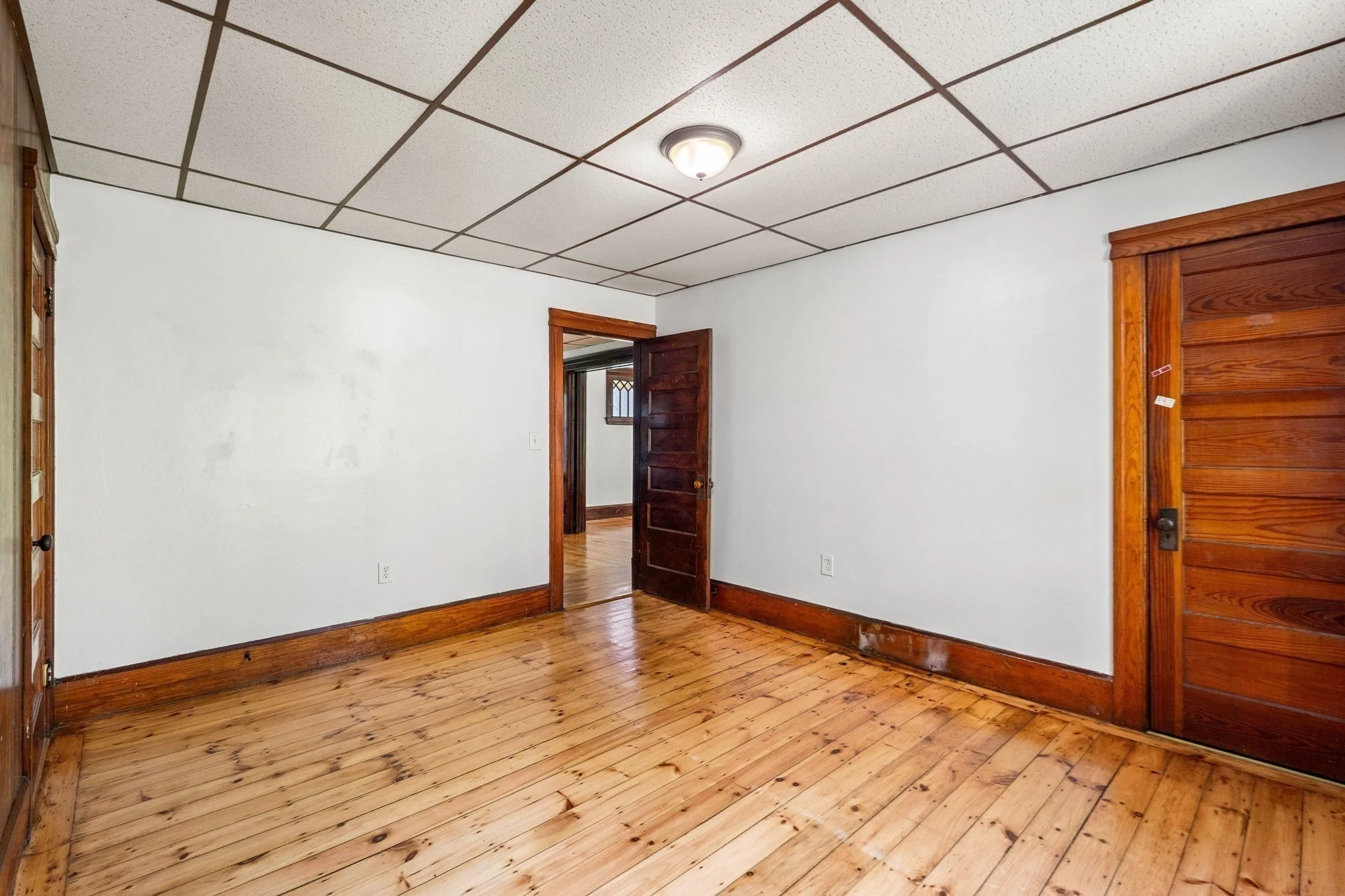 3 bed, 1 bath apartment for rent at 2 Montague St Unit 1, Worcester — photo 30 of 34