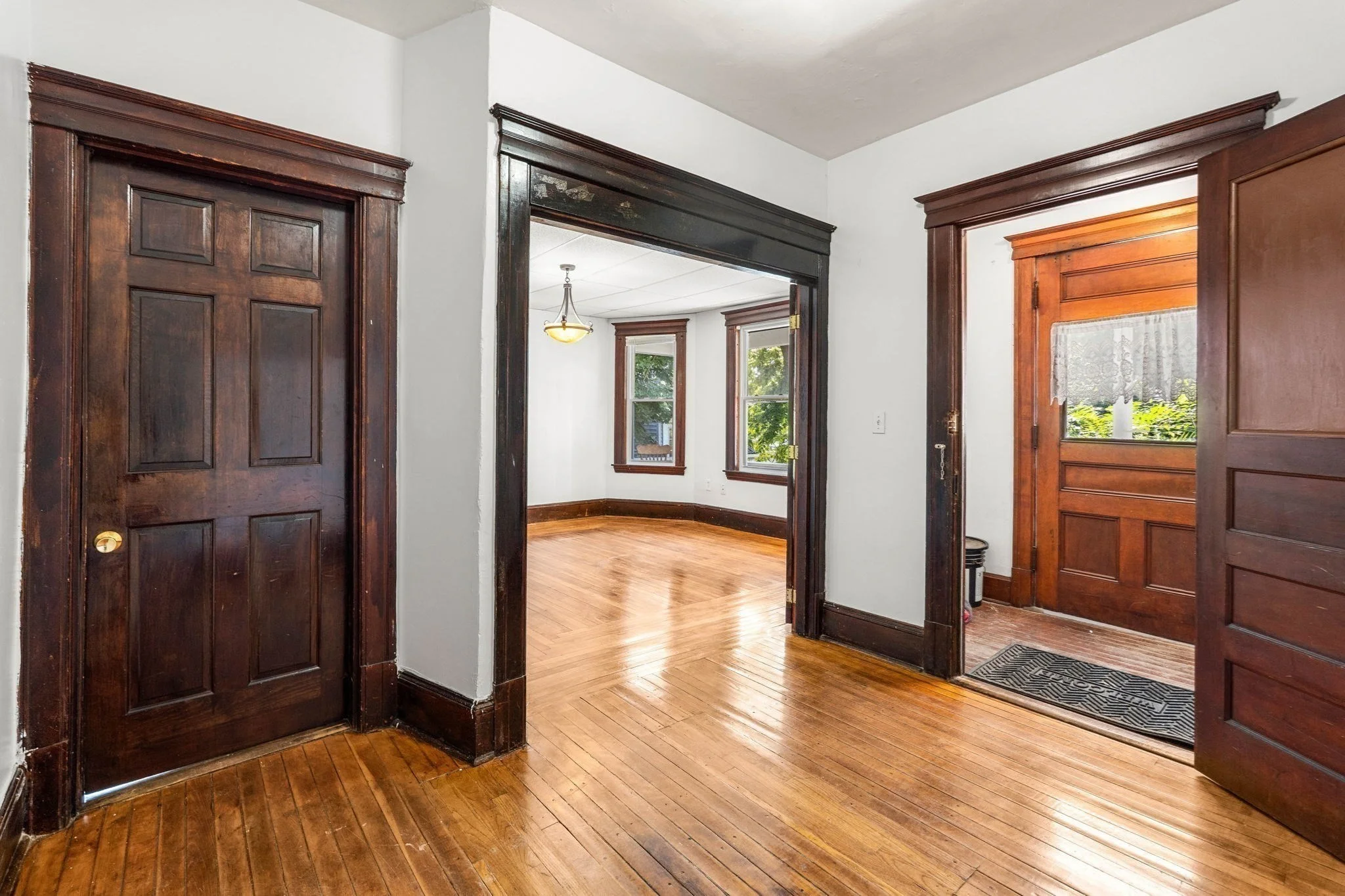 3 bed, 1 bath apartment for rent at 2 Montague St Unit 1, Worcester — photo 14 of 34
