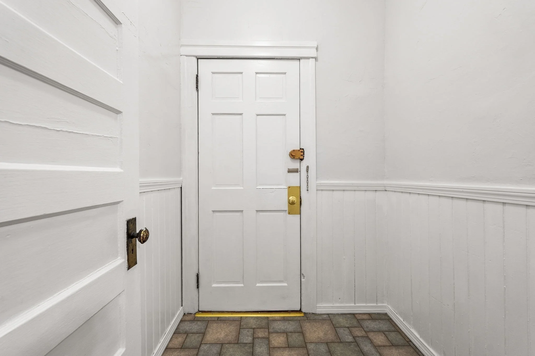 3 bed, 1 bath apartment for rent at 2 Montague St Unit 1, Worcester — photo 33 of 34