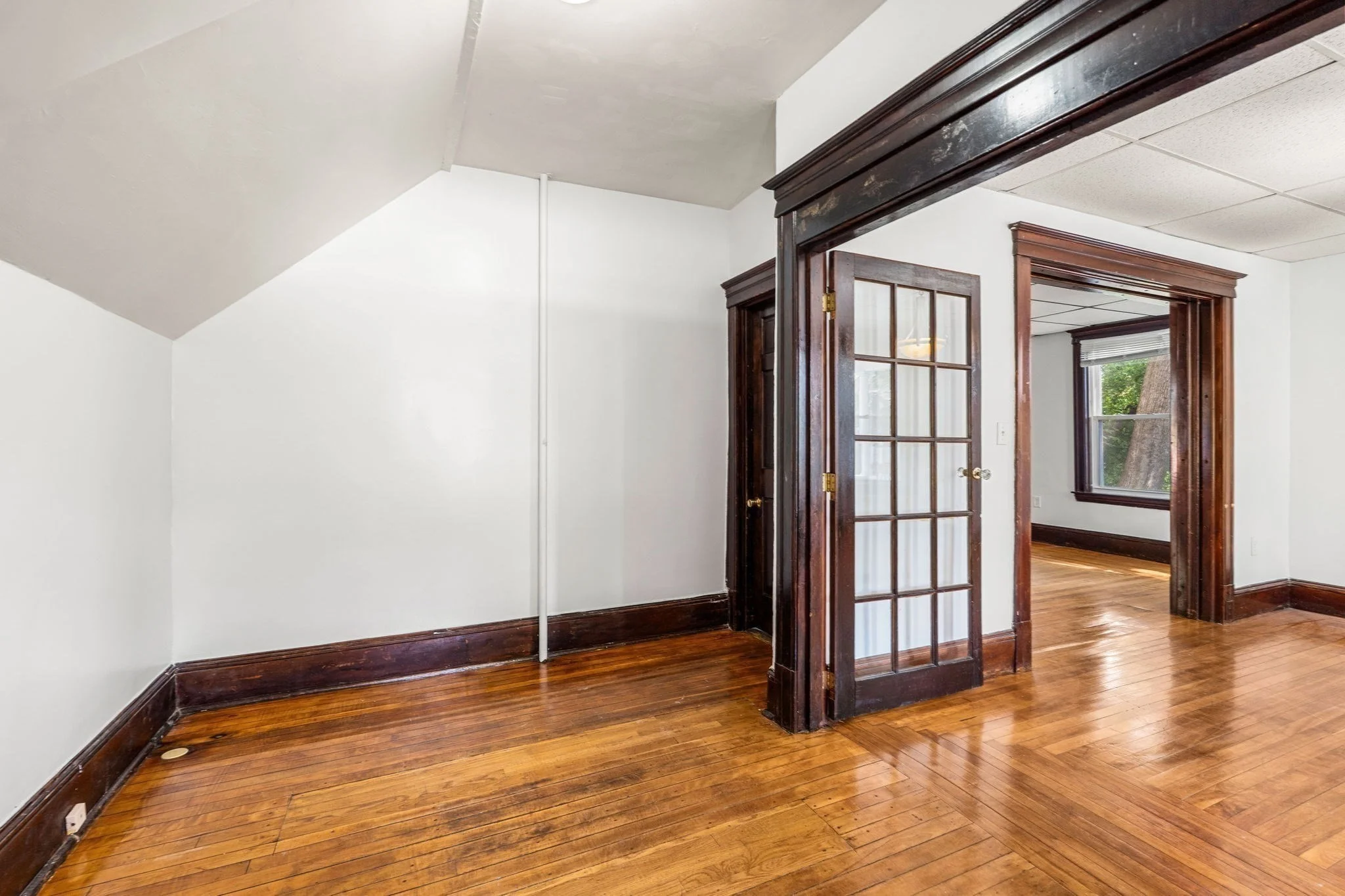 3 bed, 1 bath apartment for rent at 2 Montague St Unit 1, Worcester — photo 17 of 34