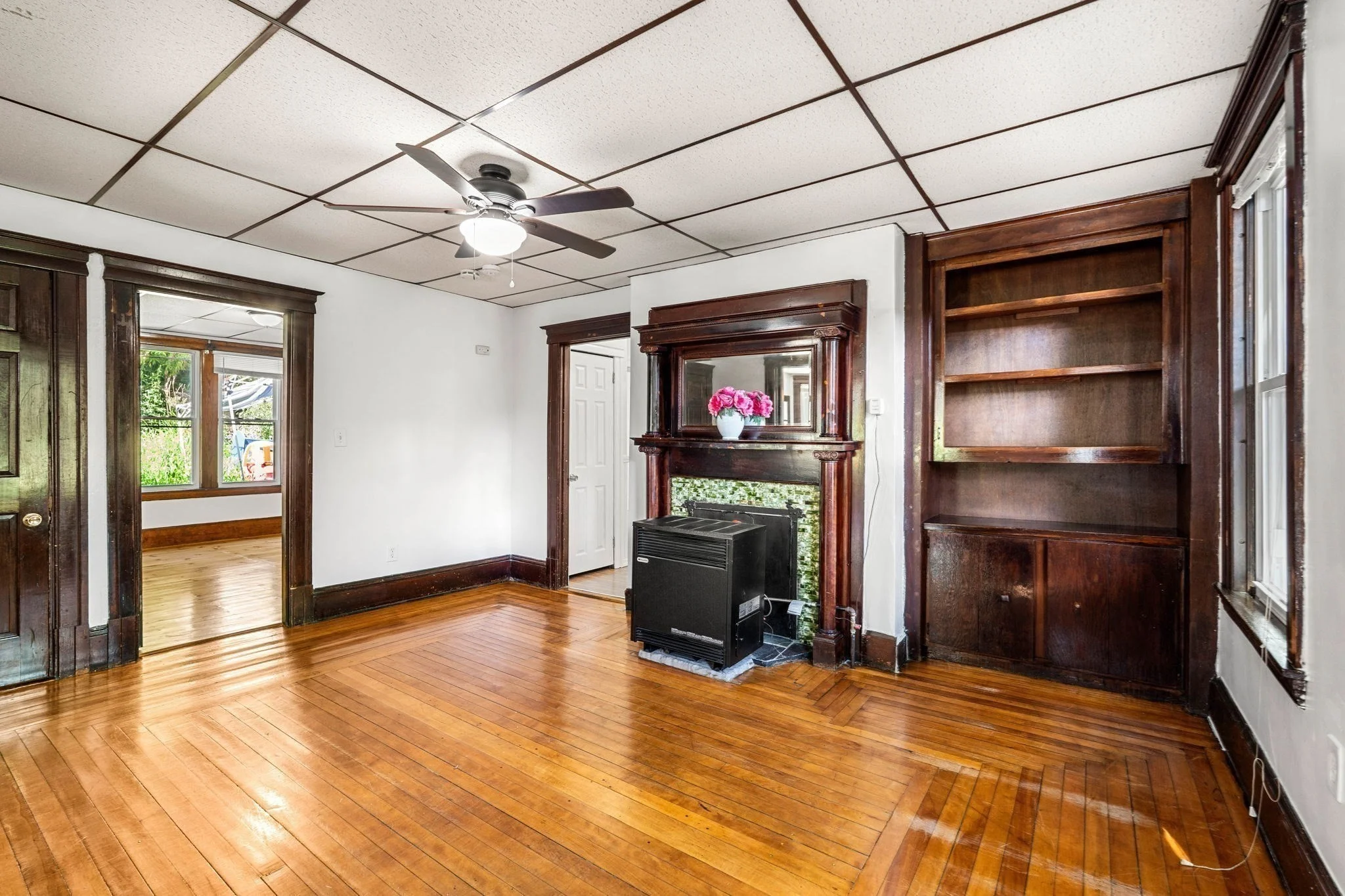 3 bed, 1 bath apartment for rent at 2 Montague St Unit 1, Worcester — photo 11 of 34